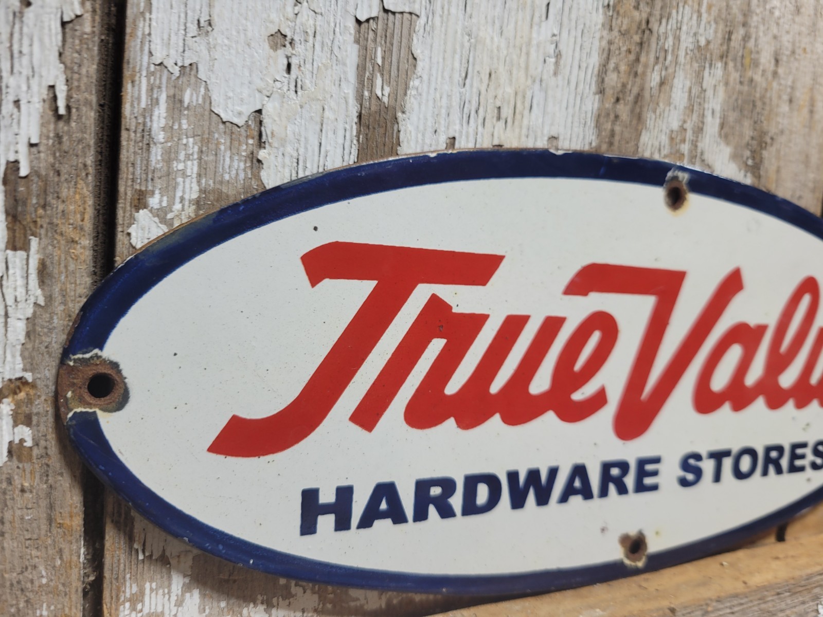 VINTAGE TRUE VALUE PORCELAIN SIGN OLD HARDARE STORE TOOL HOME GARDEN SUPPLY 12″