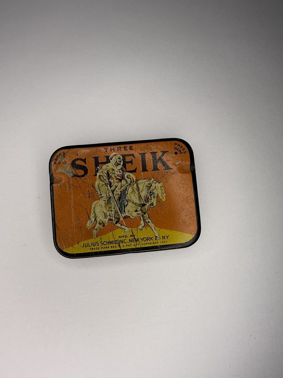 1930s SHEIK TIN COLORFUL DESERT GRAPHICS ADVERTISING