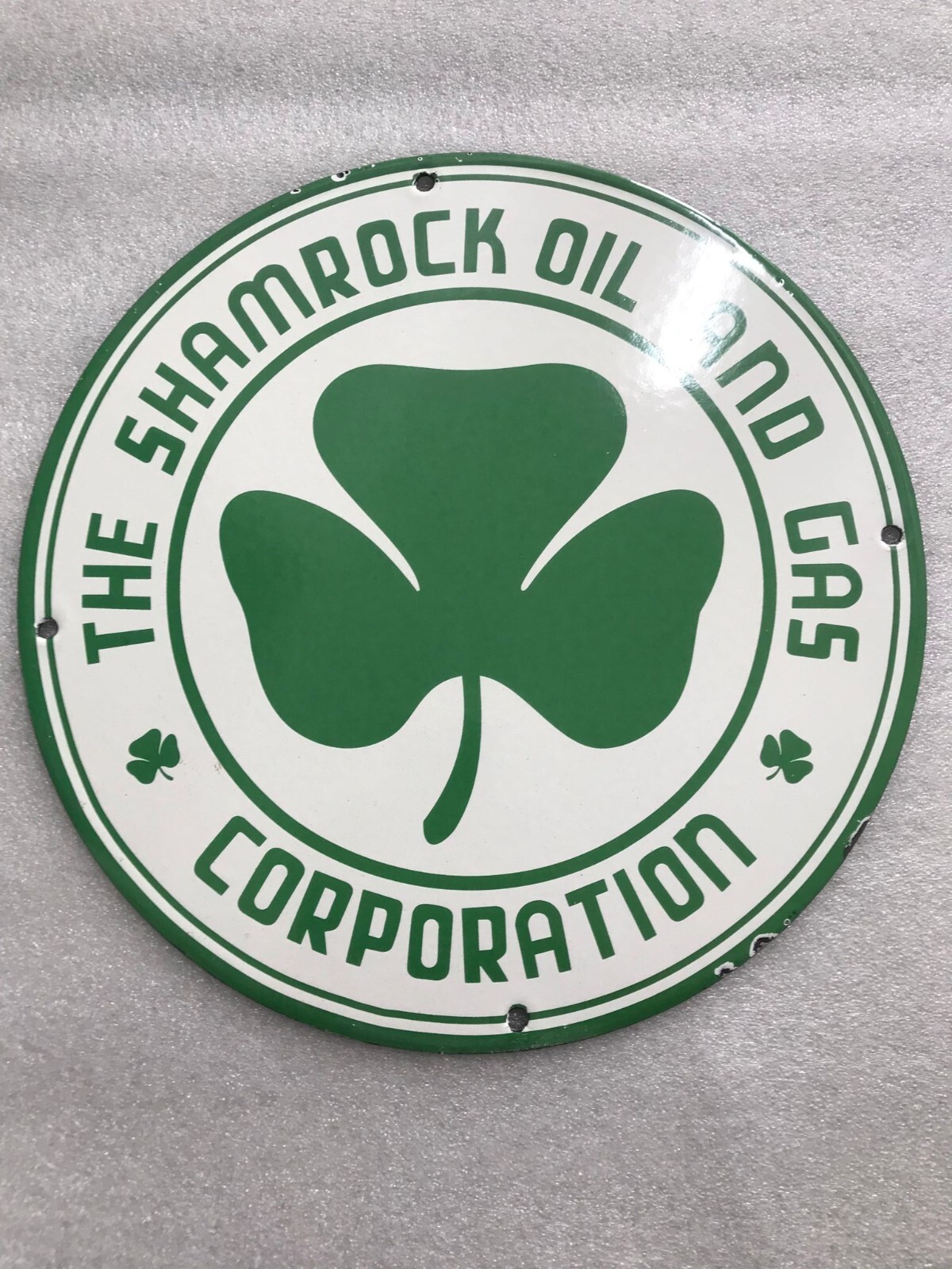 THE SHAMROCK OIL AND GAS CORP 12X12 INCHES PORCELAIN ENAMEL SIGN SINGLE SIDED