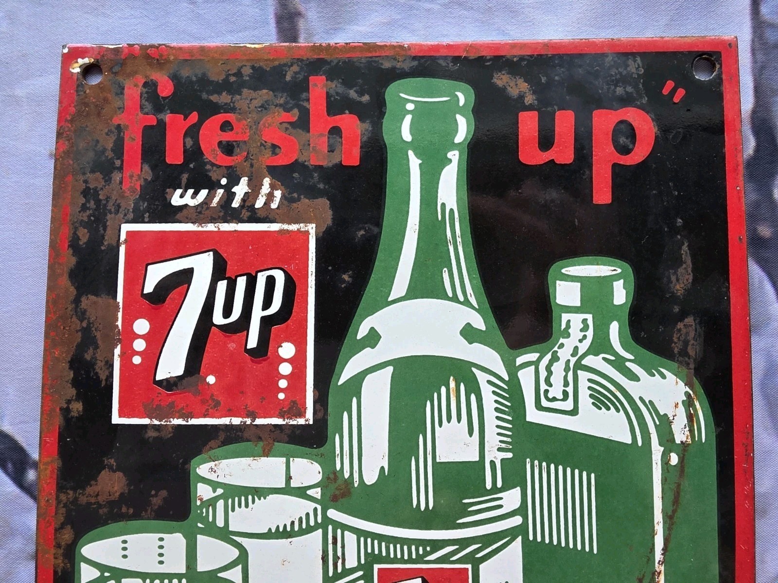 VINTAGE 7UP SODA PORCELAIN SIGN, ‘FRESH UP WITH 7 UP’ 12″x8.5″