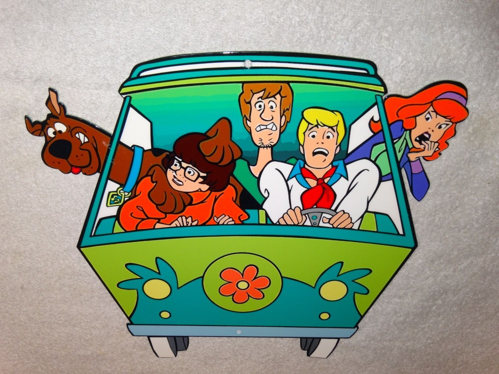 VINTAGE SCOOBY DOO DOG ANIMATED TV SERIES MYSTERY MACHINE 14″ METAL GAS OIL SIGN