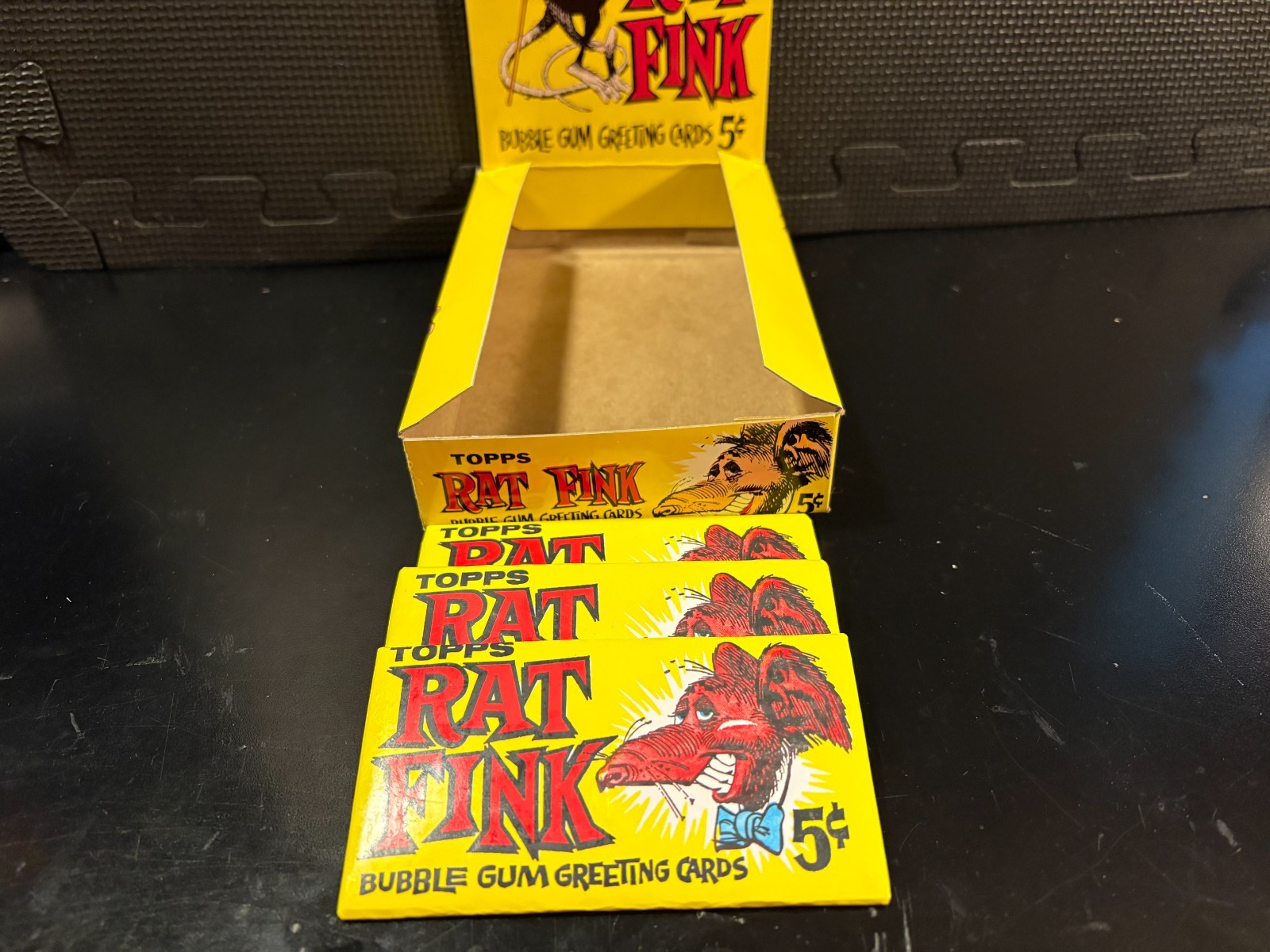 1965 Rat Fink – Empty custom design display box