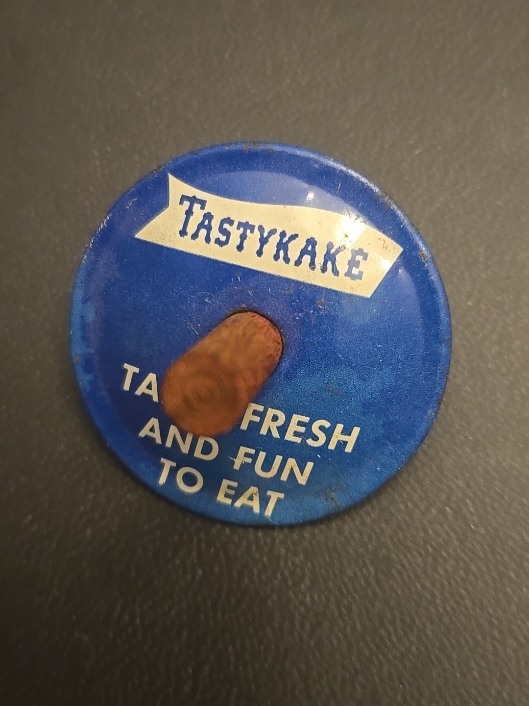 VINTAGE 1915 TASTYKAKE Advertising Tin Litho Spin Top