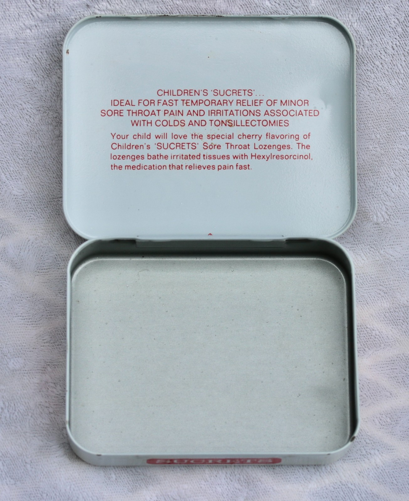 Lot 2 Vintage Sucrets Metal Tins Children’s Cherry & Antiseptic Lozenges