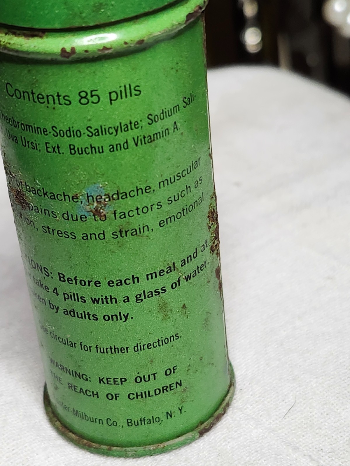 Vintage Doan’s Pills Tin Used for Backache Relief at one Time