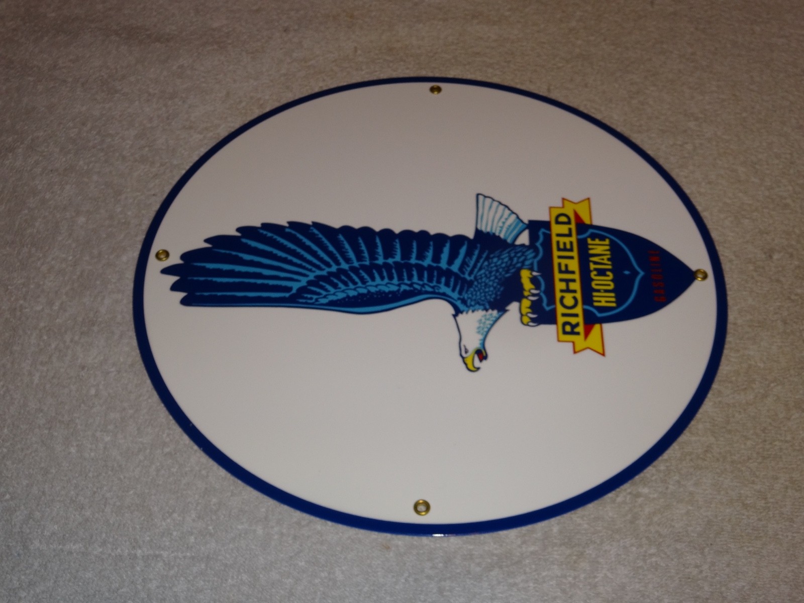 VINTAGE RICHFIELD EAGLE HI OCTANE GASOLINE 11 3/4″ PORCELAIN METAL GAS OIL SIGN!