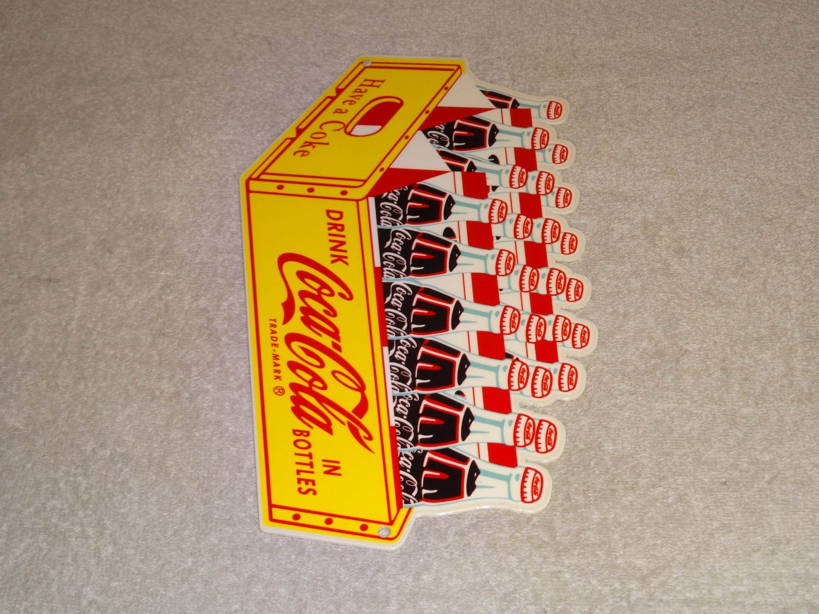VINTAGE DRINK COCA COLA IN BOTTLES 24 PACK DIE-CUT CASE 12″ METAL SODA GAS SIGN!