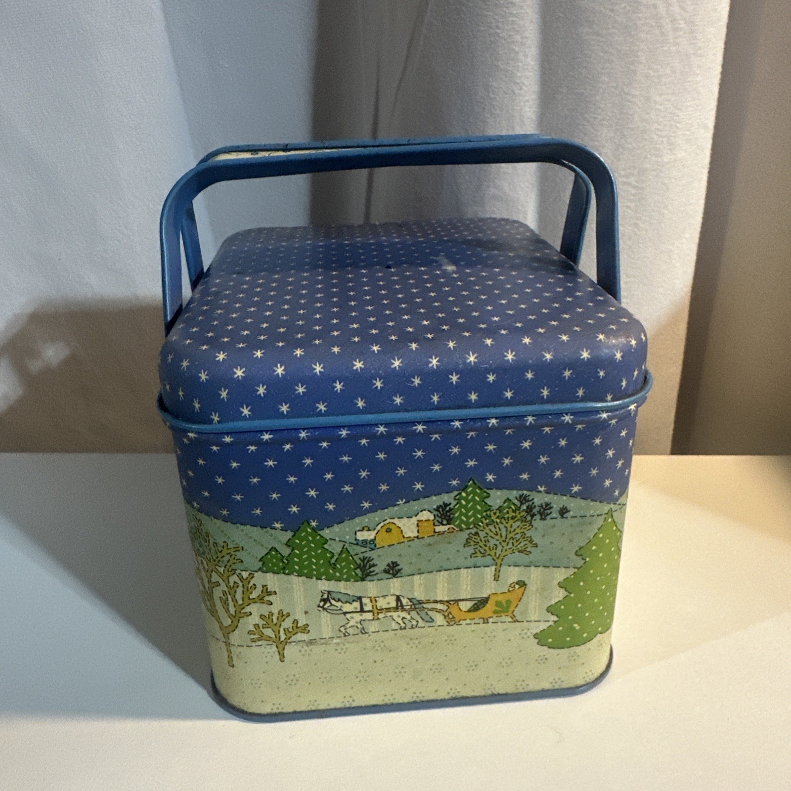 Potpourri Press Country Christmas Tin Litho Ice Skating Farm