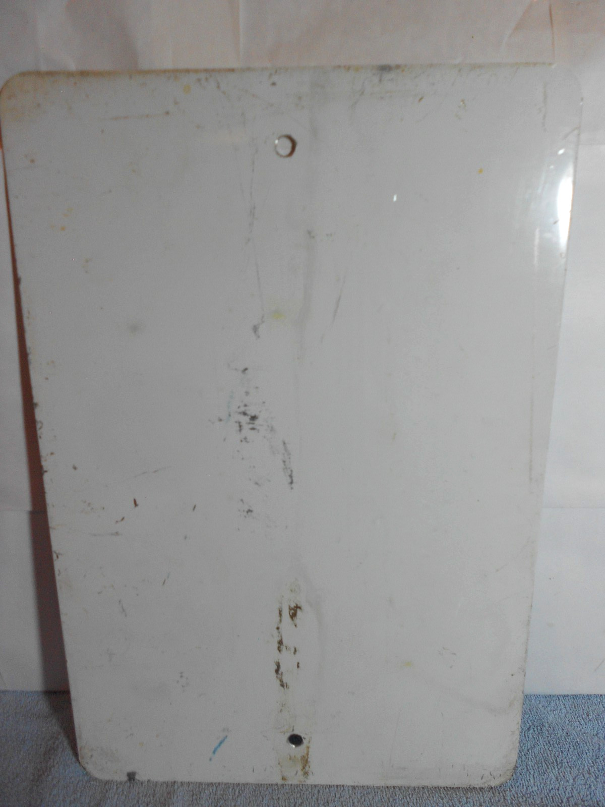 VINTAGE ORIGINAL 12×18 in VISITOR PARKING ONLY STREET SIGN ALUMINUM METAL X-90