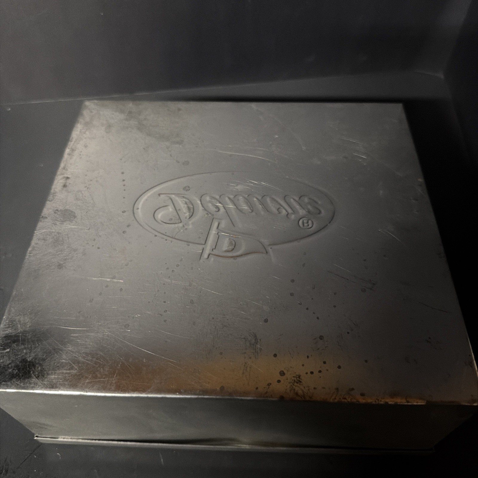 Vintage DELACRE Metal Tin Cookie Box 9 x 8.5 Biscuit Container Advertisement