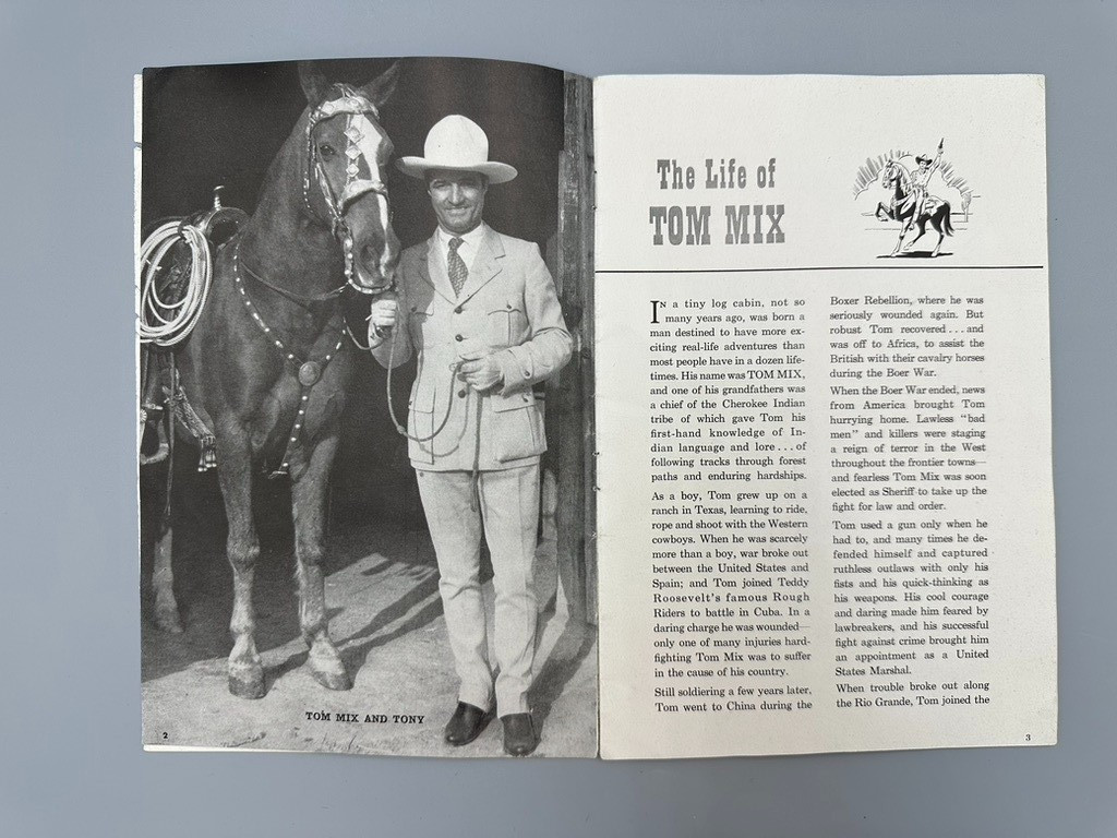 1945 TOM MIX TV Cowboy RALSTON Cereal STRAIGHT SHOOTERS ALBUM Premium Toy