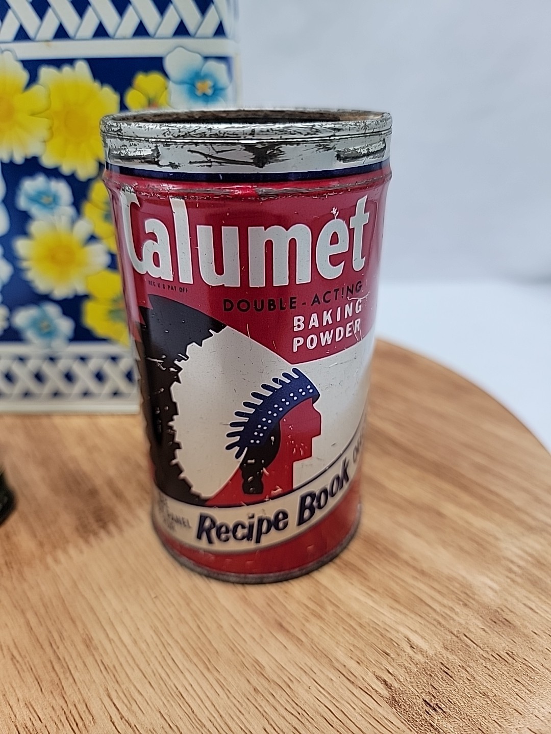 Vintage Miscellaneous Lot Of Tin Containers