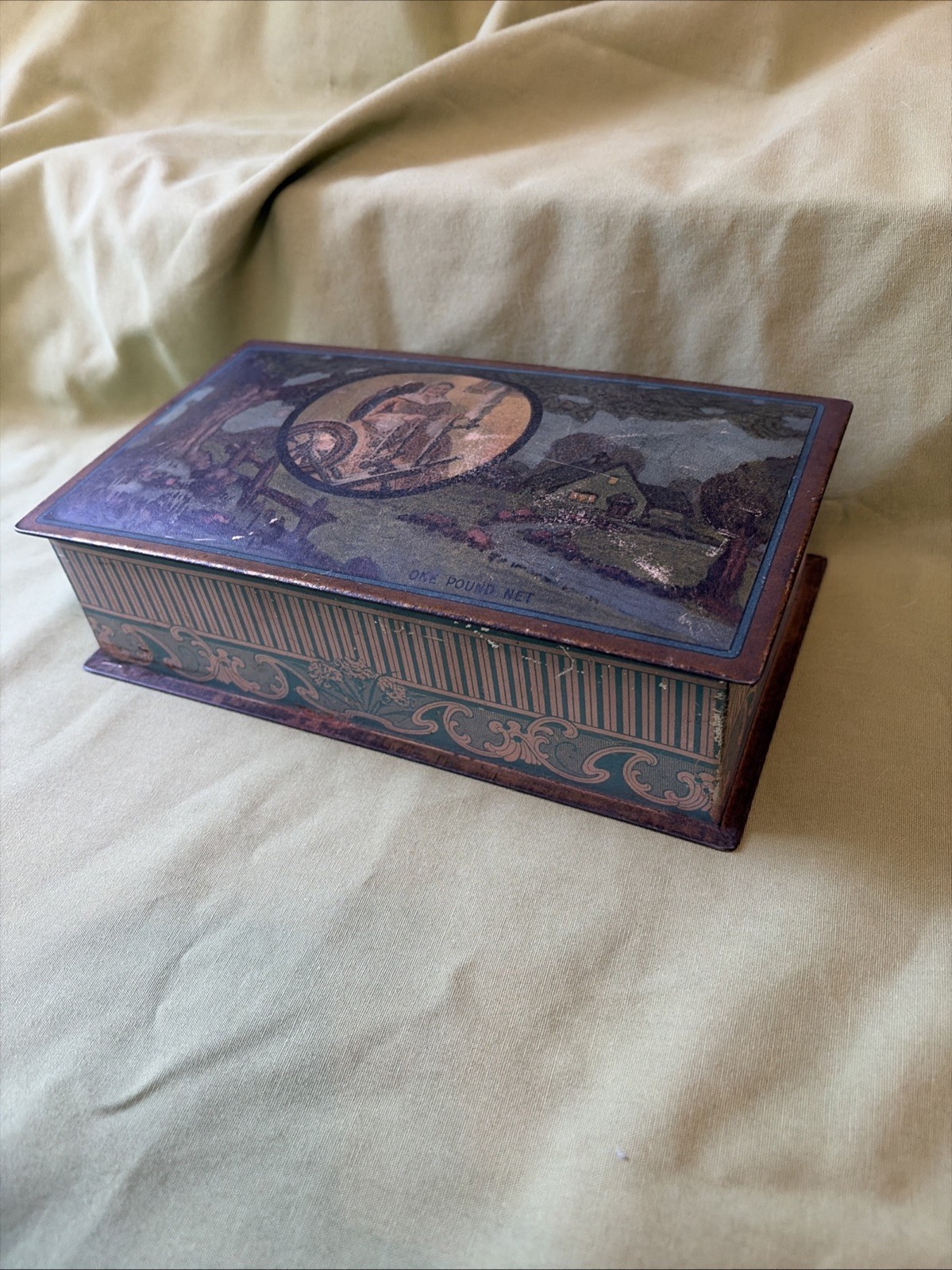 Vtg CANCO Keepsake Tin 1 Pound Net Woman Sewing & Cottage Scene