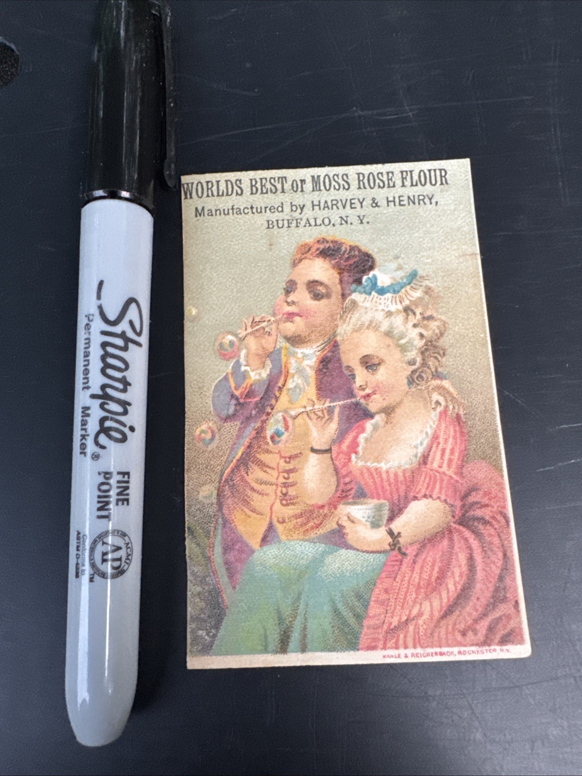 Moss Rose Flour Trade Card-Harvey & Henry – Bufflo, NY. V450