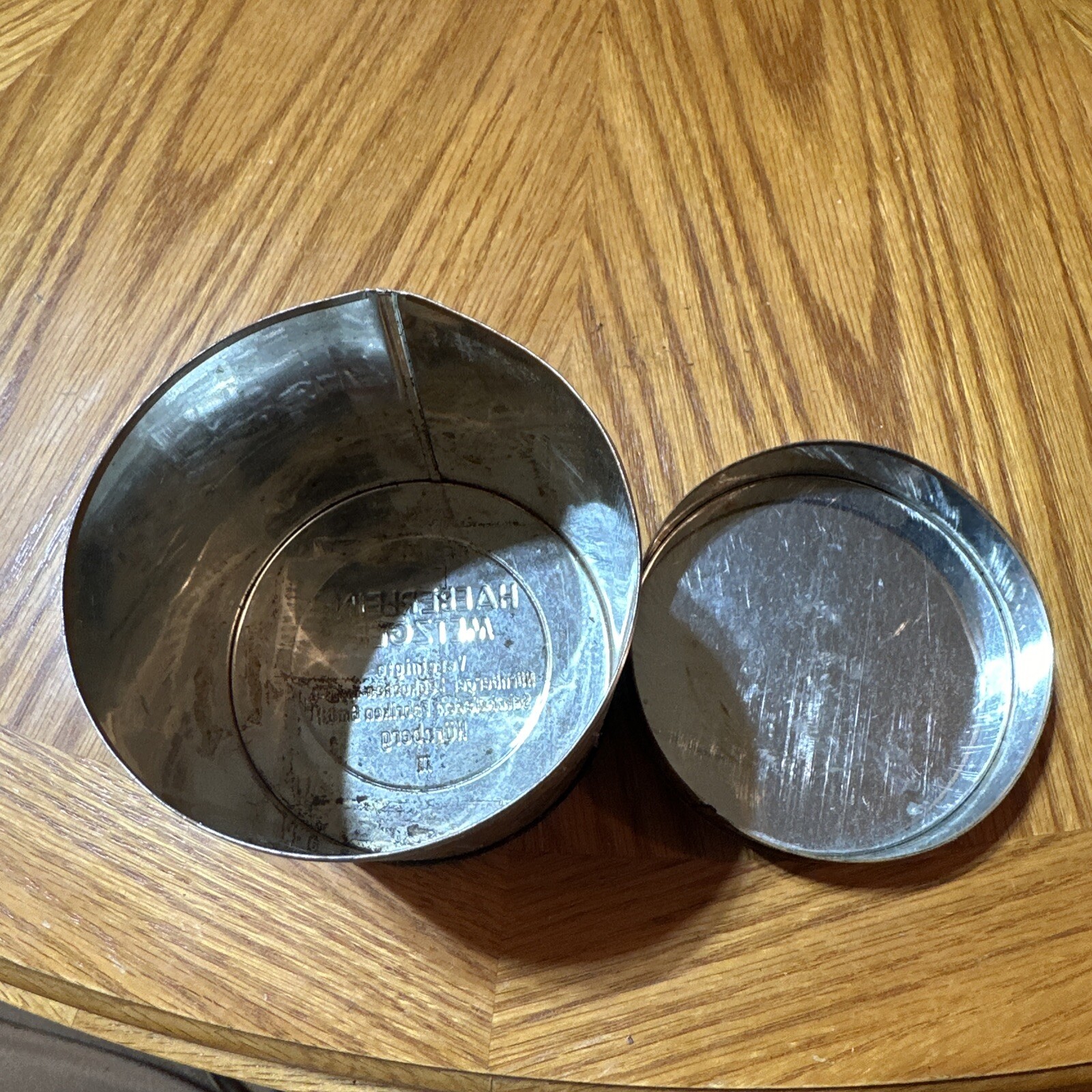 Vintage Haeberlein Metzger Spiced Cakes Empty Tin Collectible