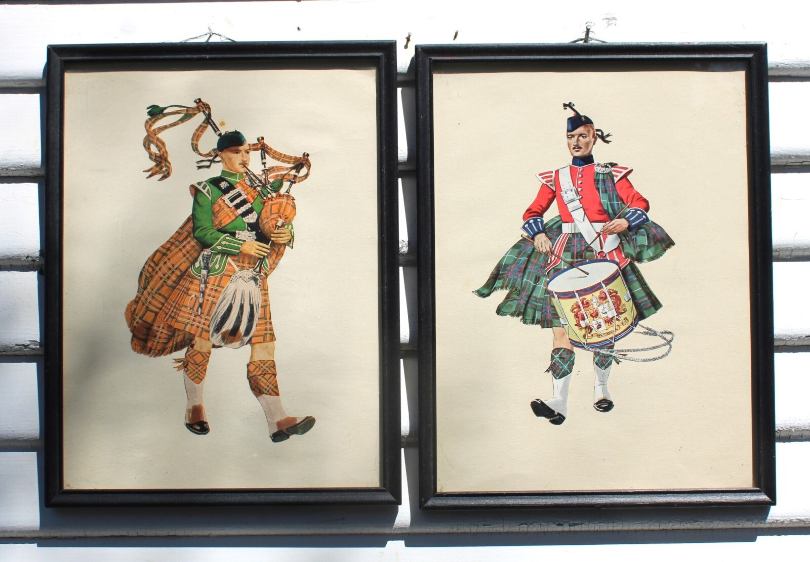 1953 Dewar’s White Label Scotch Ad – The famous Tartan of Clan Stewart-Framed