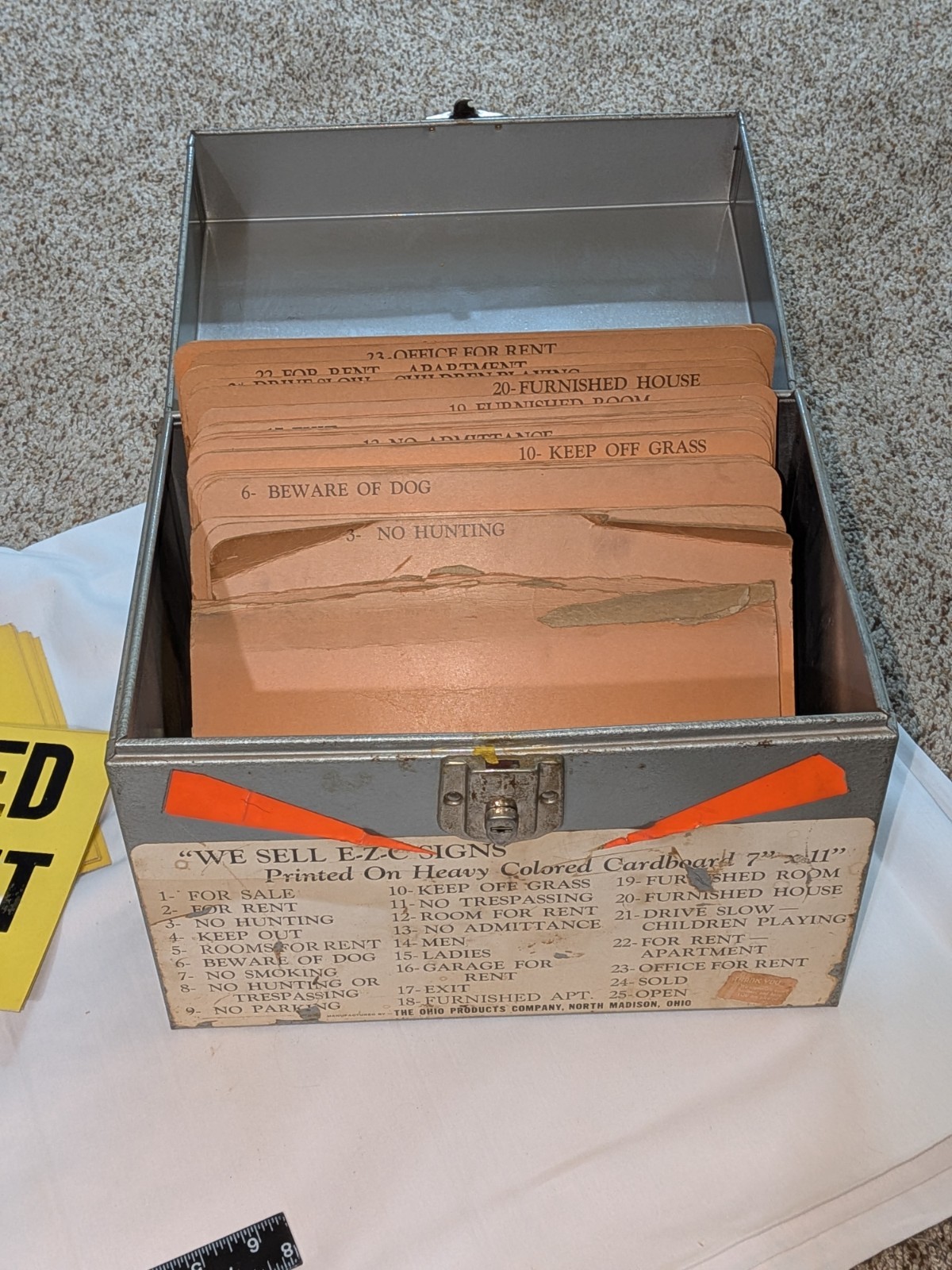 ANTIQUE Vintage 1940s Cardboard Sign FURNISHED ROOM To Rent *** Art Deco / Retro