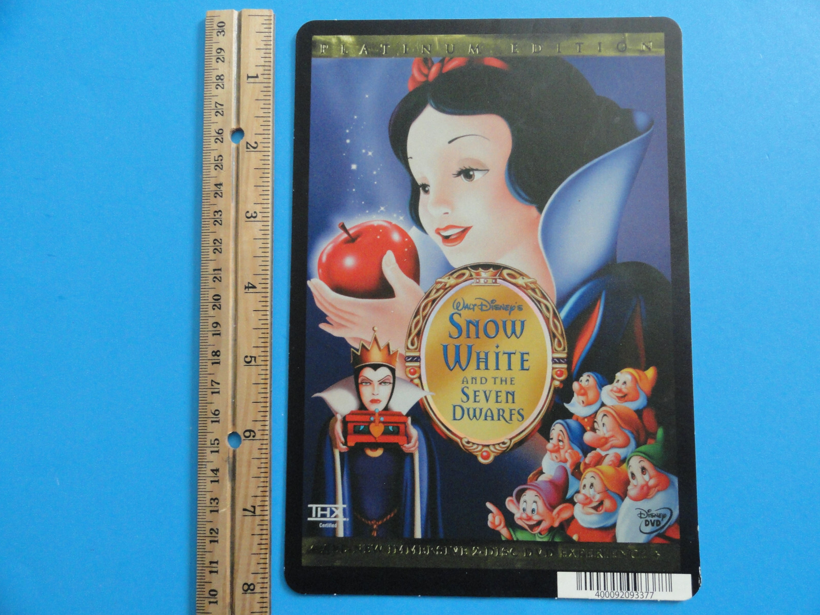SNOW WHITE AND THE SEVEN DWARFS – DISNEY – BLOCKBUSTER VIDEO BACKER CARD 5″X8″