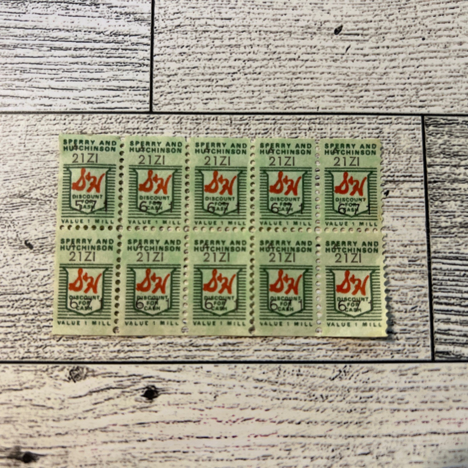 VINTAGE S&H GREEN STAMPS UNUSED Sperry & Hutchinson