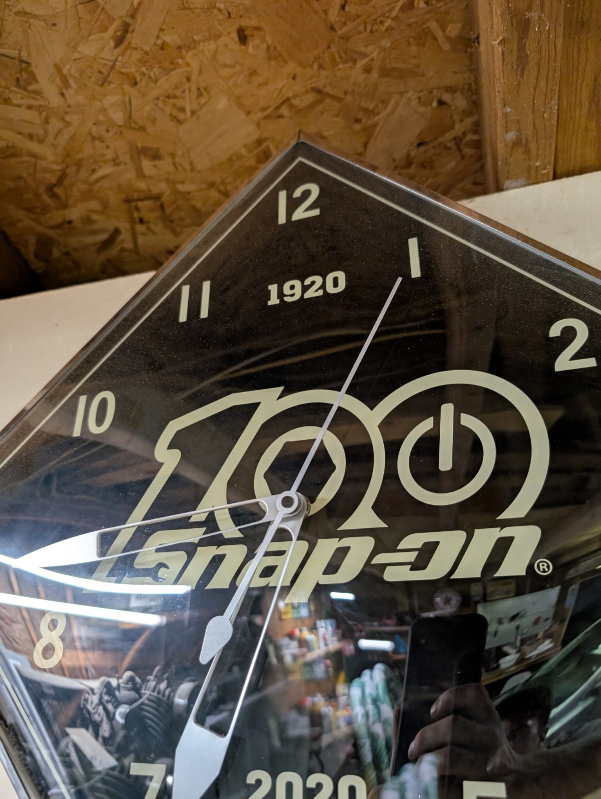 Snap-On Tools 22″ LED Diamond Shaped Bubble Clock 100th Anniversary Edition