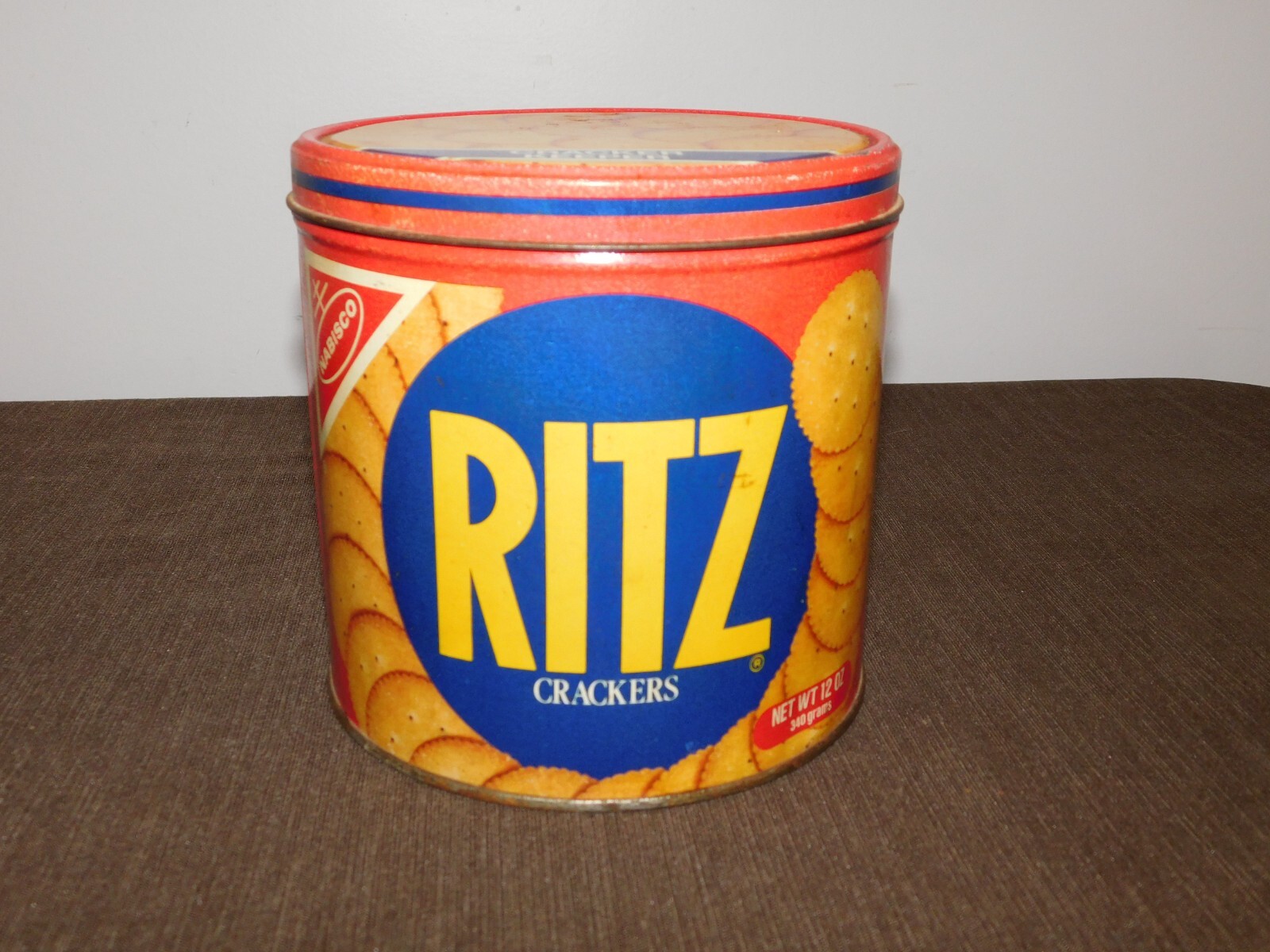 VINTAGE KITCHEN 1982 6″ HIGH RITZ CRACKERS TIN *EMPTY*