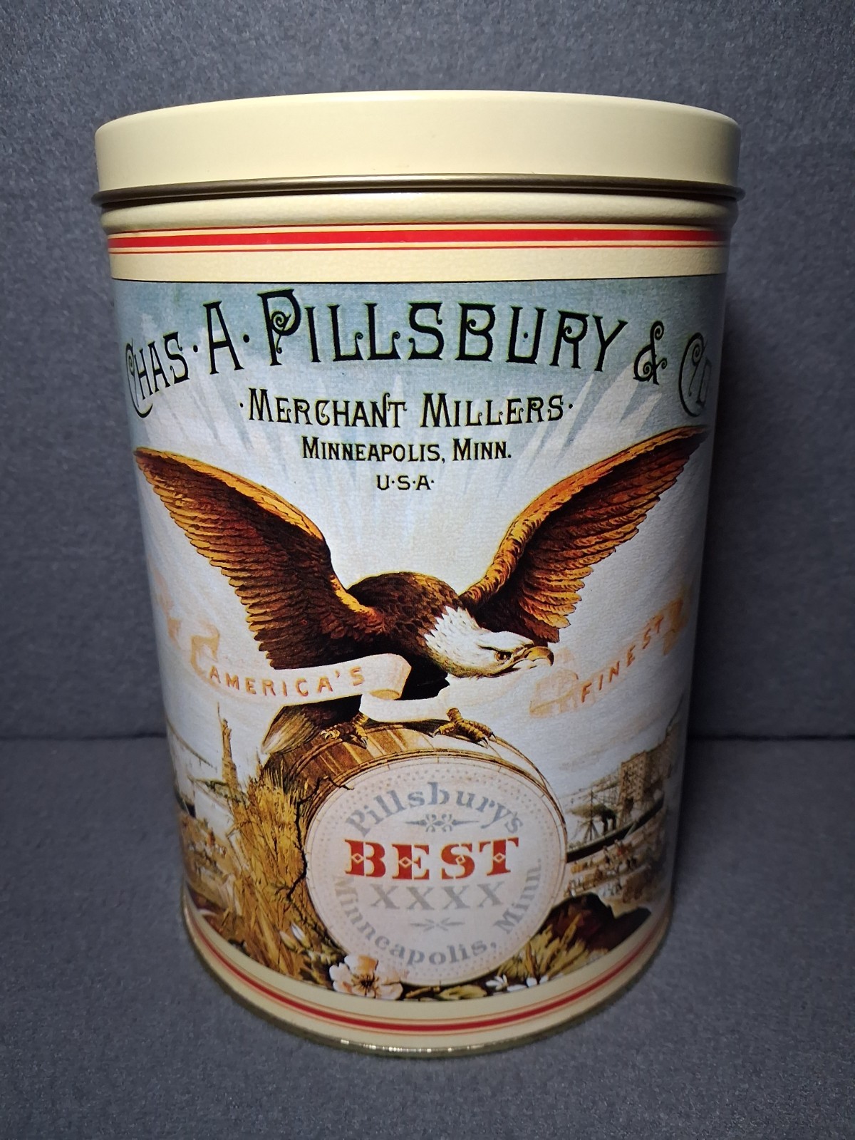 Vtg 1982 Chas A. Pillsbury Eagle Tin USA Minneapolis Flour Pillsburys Best 8.25”