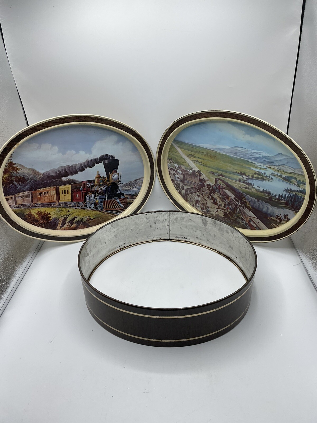 Sunshine Biscuits Cookie Tin American Express Train Continent Courrier Ives