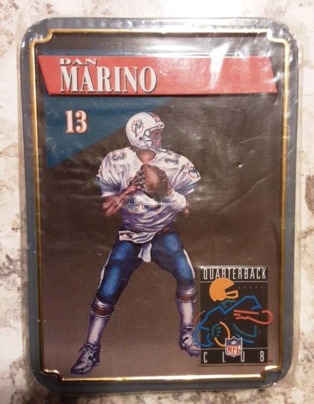 Dan Marino 1st Annual Holiday Series Tin ~ NFL Quarterback Series