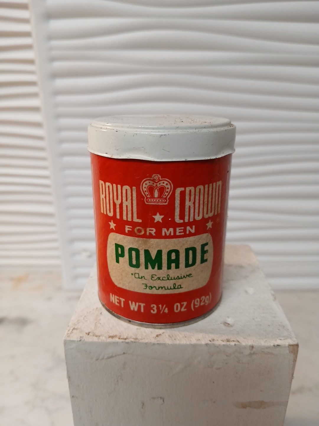Vintage Royal Crown De Luxe Men’s Pomade Sz 3.25 Oz Old Tin Marked