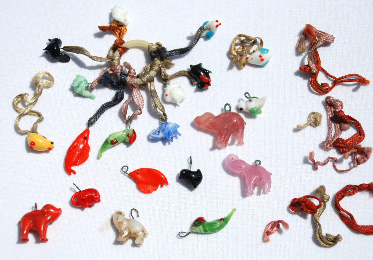 20 1940’s VINTAGE Cracker Jack GLASS CHARM Gumball Toy Prize Lot Celluloid Ring