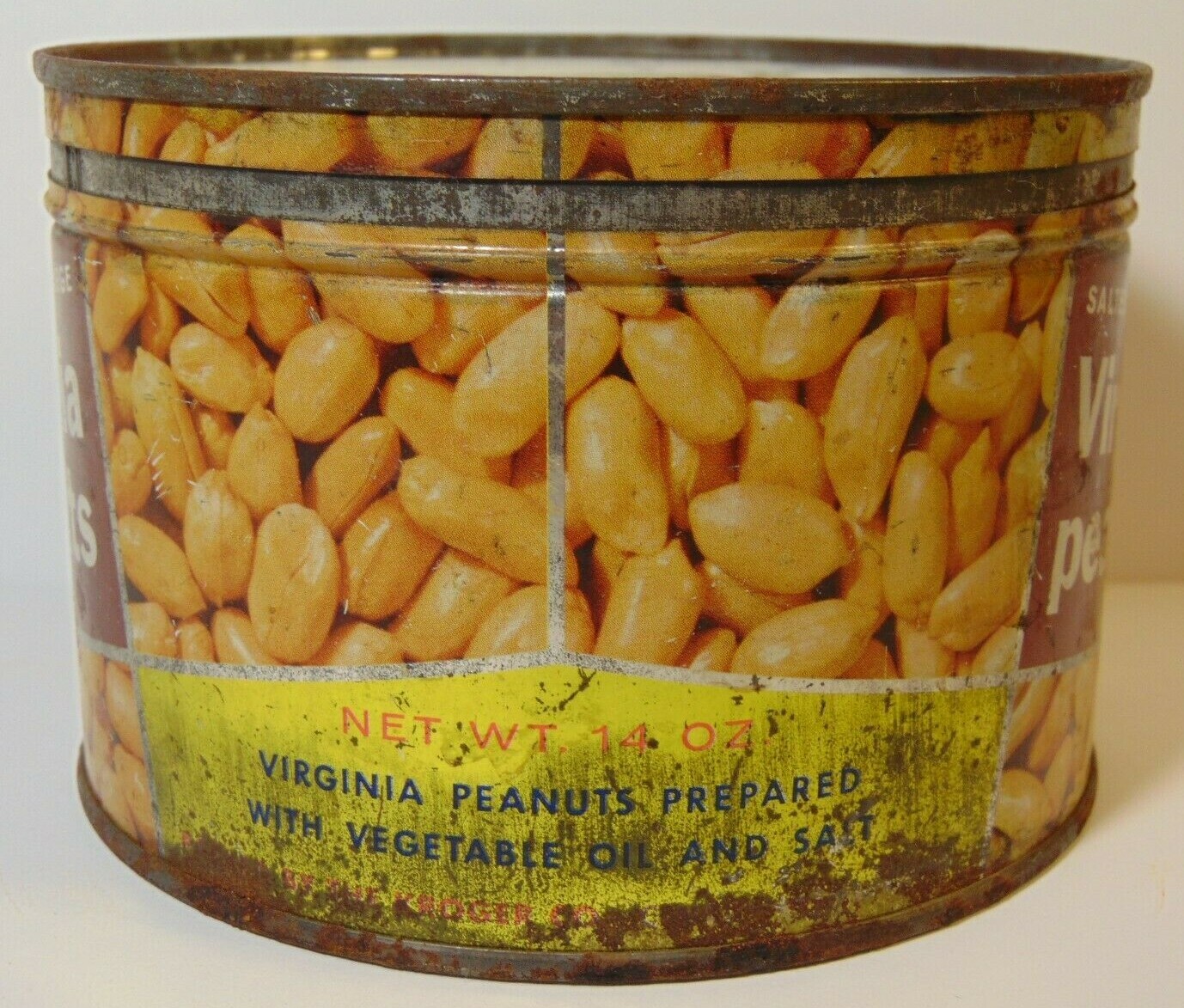 Old Vintage 1950s KROGER VIRGINIA PEANUTS NUTS CHIPMUNK GRAPHIC KEYWIND TIN CAN