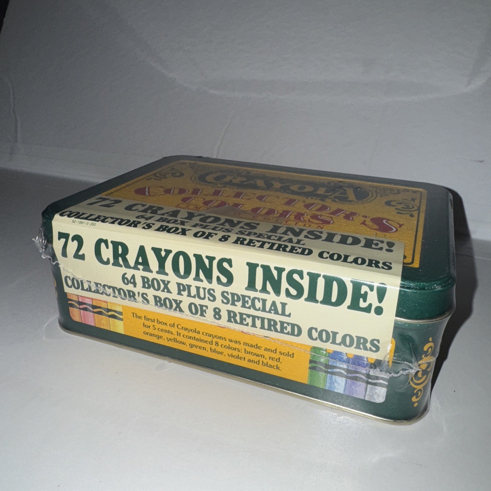 Vintage 1991 CRAYOLA COLLECTOR’S LIMITED EDITION TIN 72 CRAYONS FACTORY SEALED