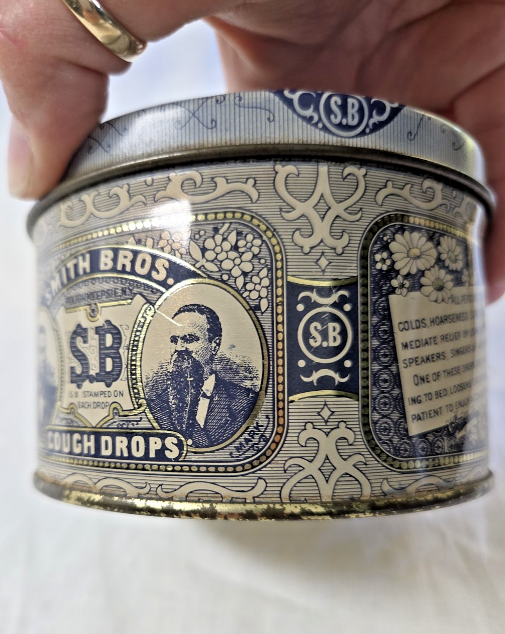 Antique Smith Bros. SB Round Cough Drops Tin Price 10 Cents Blue White
