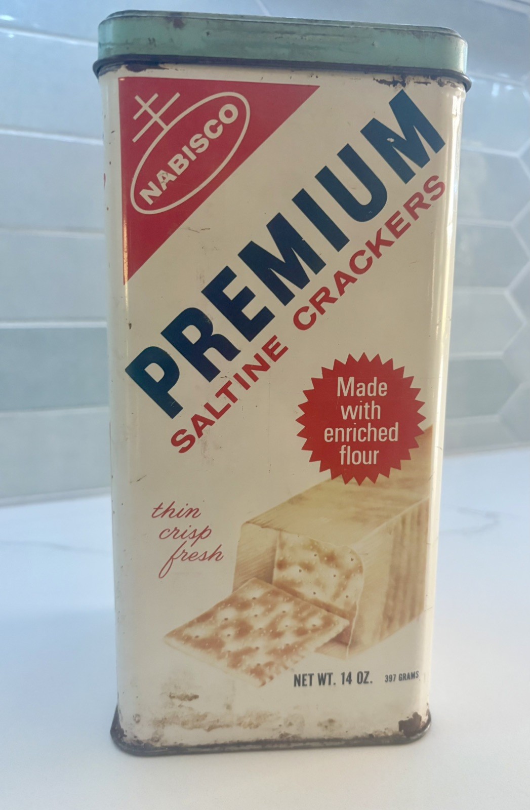 Nabisco Premium Saltine Crackers Tin USA Vintage Food