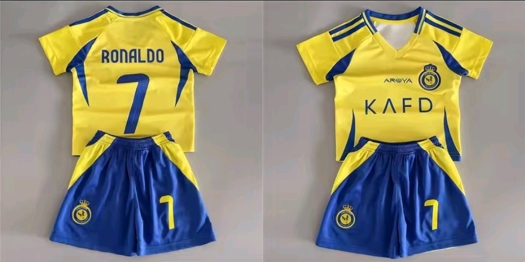 Ronaldo Football Jersey Set Adult/Child T-Shirt Al Nassr Yellow CR7