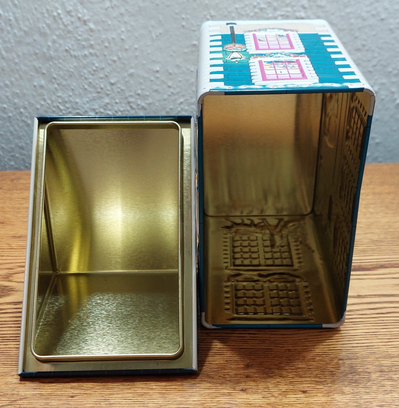 Harry London, Fannie May 2014 tin Christmas Village Anniversary Edition Set (5)