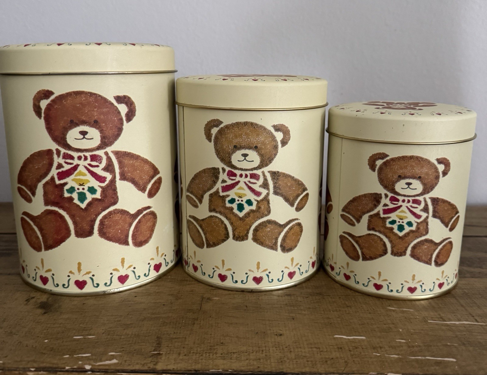 Vintage Metal Nesting Tin Kitchen Canisters Country Teddy Bear And Hearts