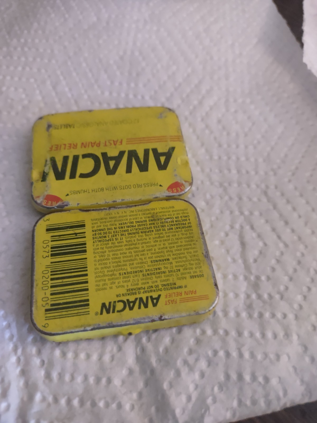 Vintage 1980s Anacin Tin “Fast Pain Relief” 12 Tablet Travel ‘Snap’ Open Tin