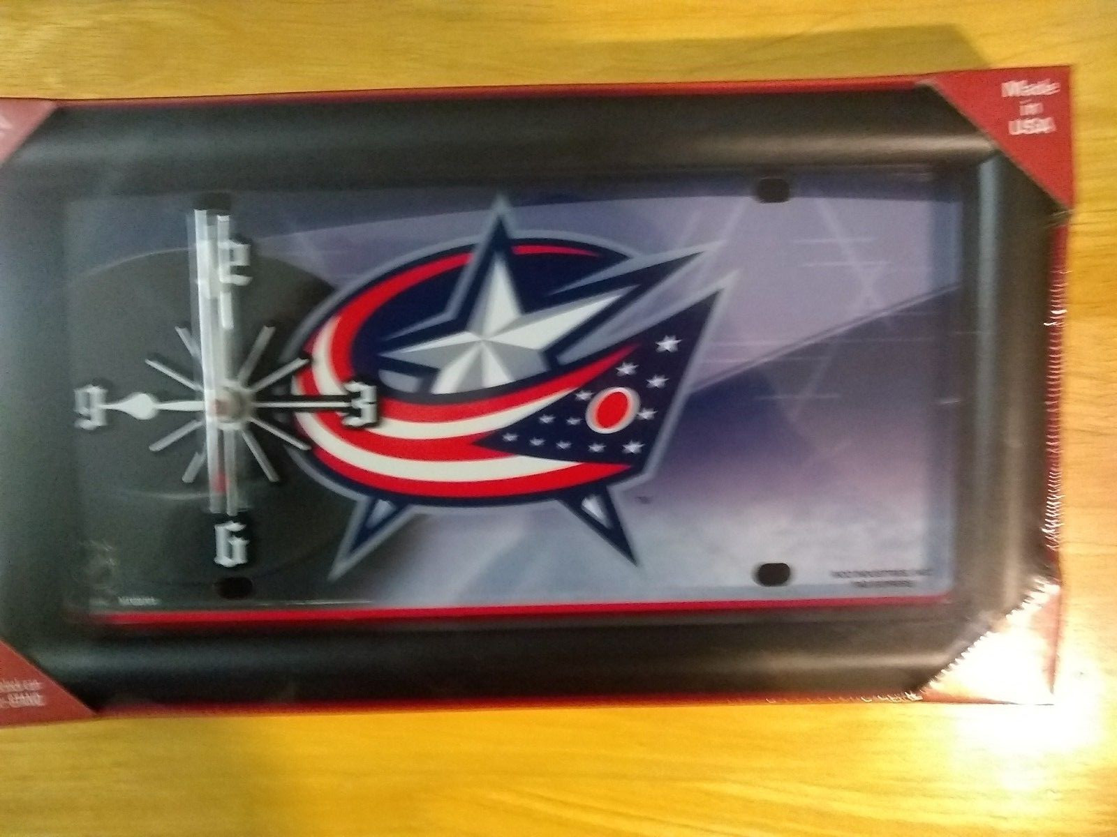 Columbus Blue Jackets NHL Framed Clock Hang or Stand GTEI New Made in USA