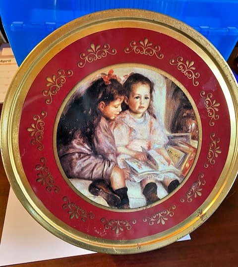 RareVintage Red Cookie Tin Danish Biscuits Two Girls Reading – 10″ W x 3.5″ Tall