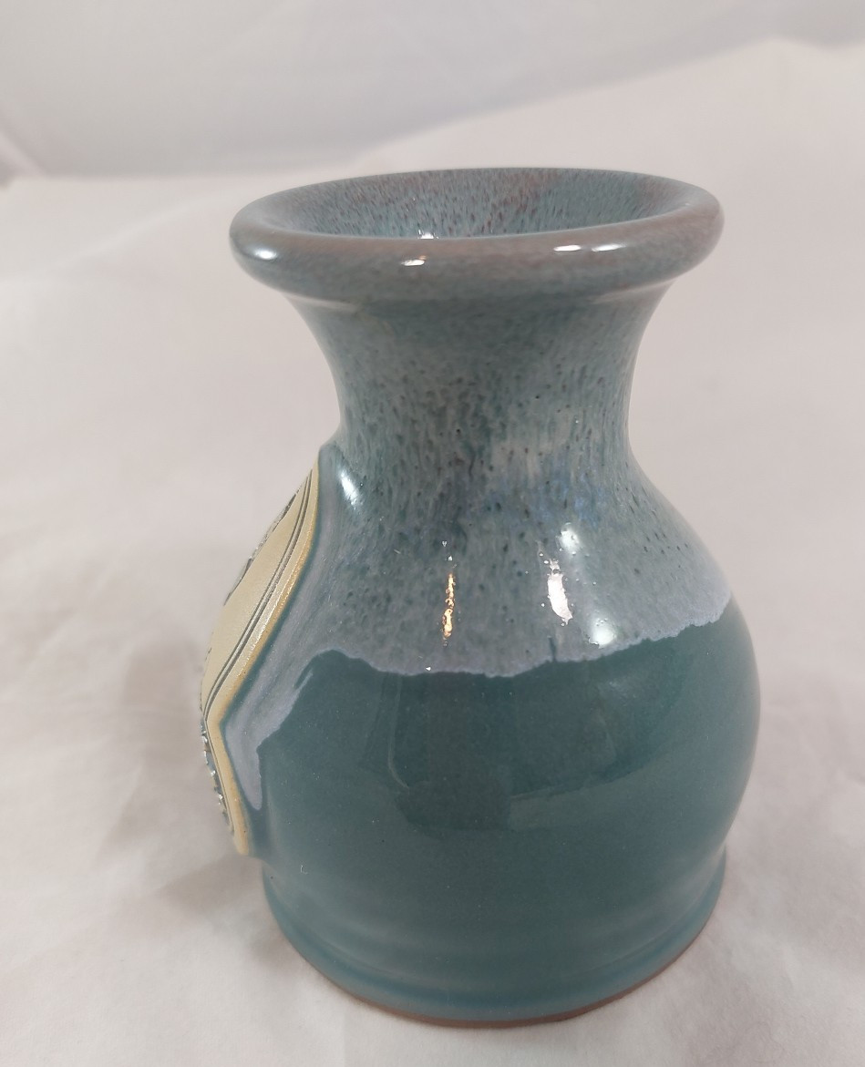 DENEEN USA Pottery ANOTHER BROKEN EGG CAFE Hand Thrown Green Drip Vase 2010