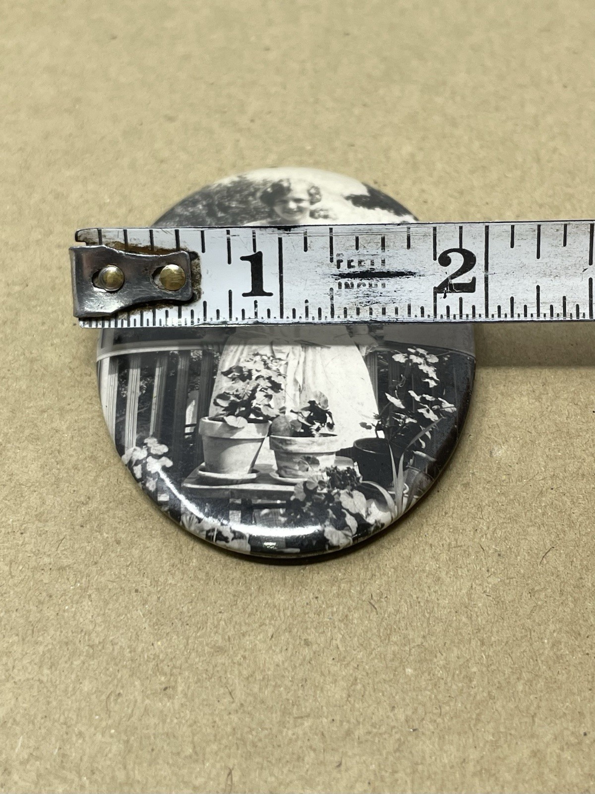 Gorgeous Antique 1920’s Celluloid Pocket Mirror Portrait Flapper Art Deco