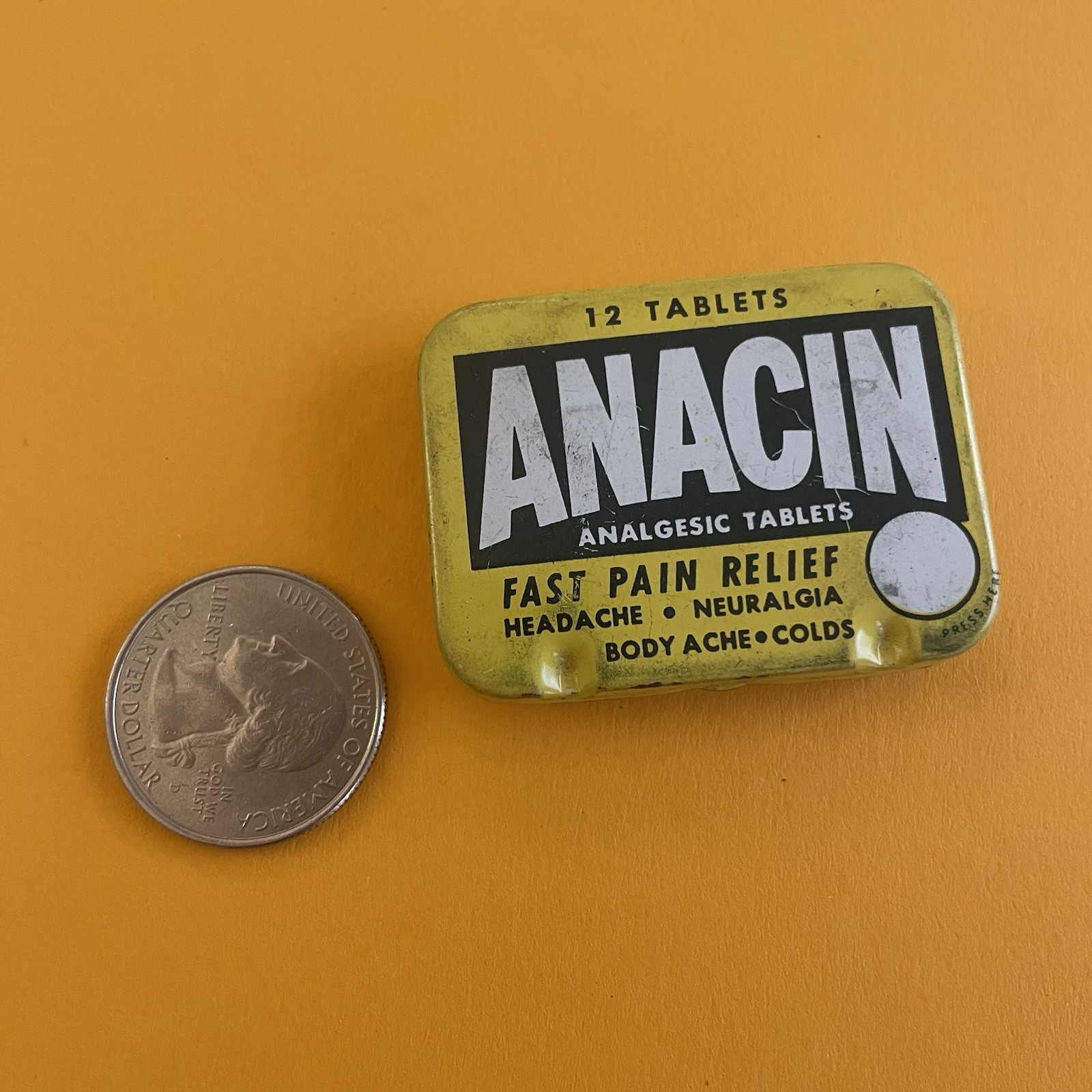 Vintage ANACIN Analgesic Tablets Hinged Advertising Mini Tin Apothecary Mini