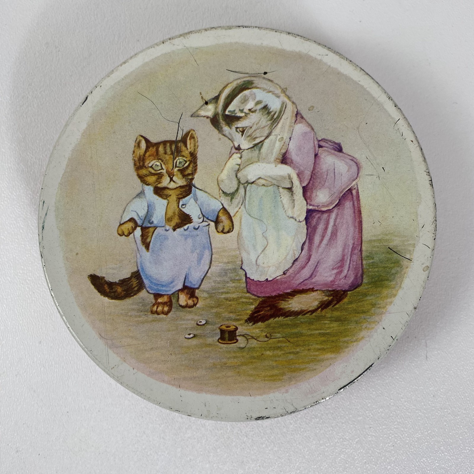 Vintage Huntley & Palmer Biscuit Tin Tom Kitten Beatrix Potter 5″x1″